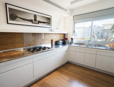 bustan_home_1484819133